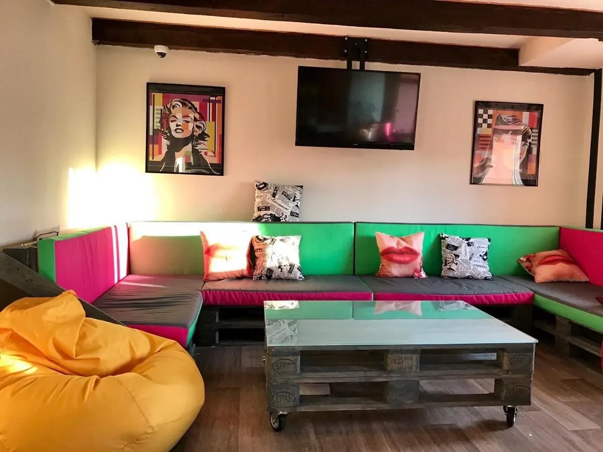 Lucky Hostel На Крещатике Kijów